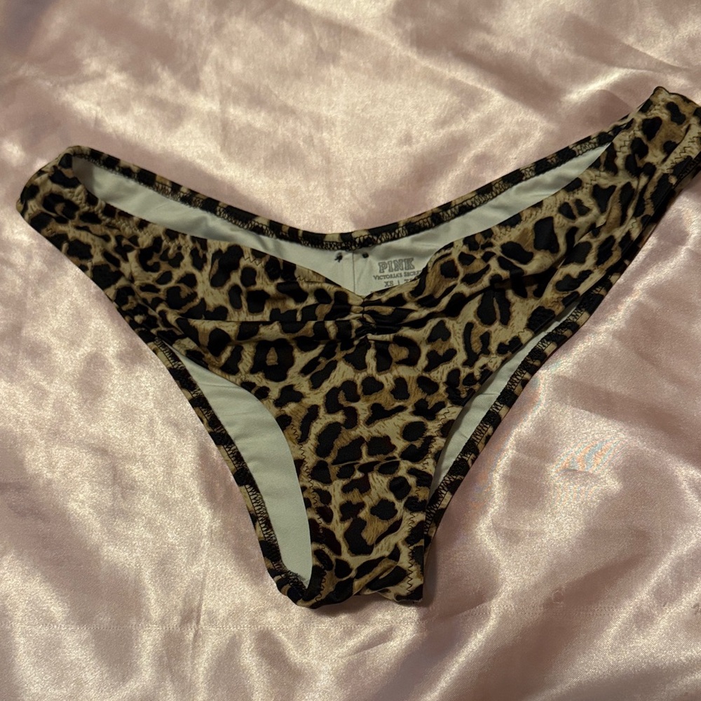 PINK Victoria's Secret Leopard Print Bikini Bottom